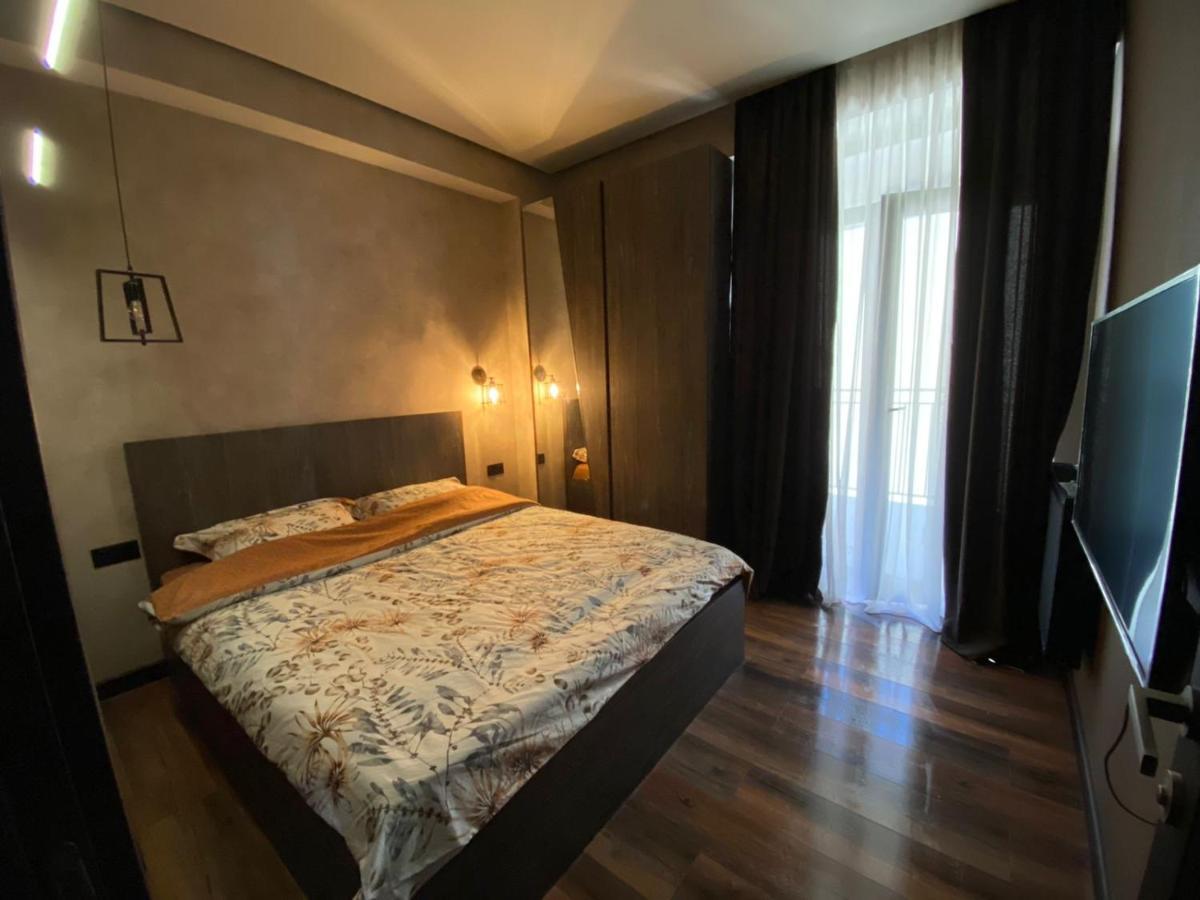 New Apartment With Terrace Tiflis Exterior foto