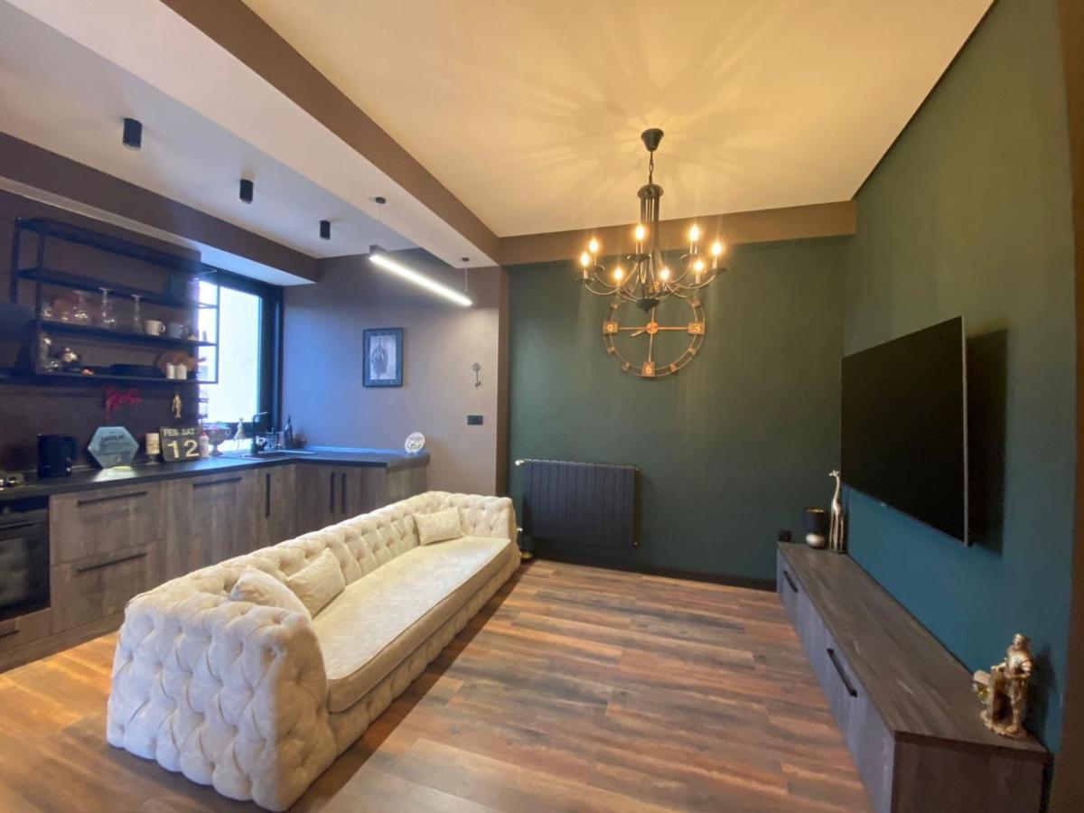 New Apartment With Terrace Tiflis Exterior foto
