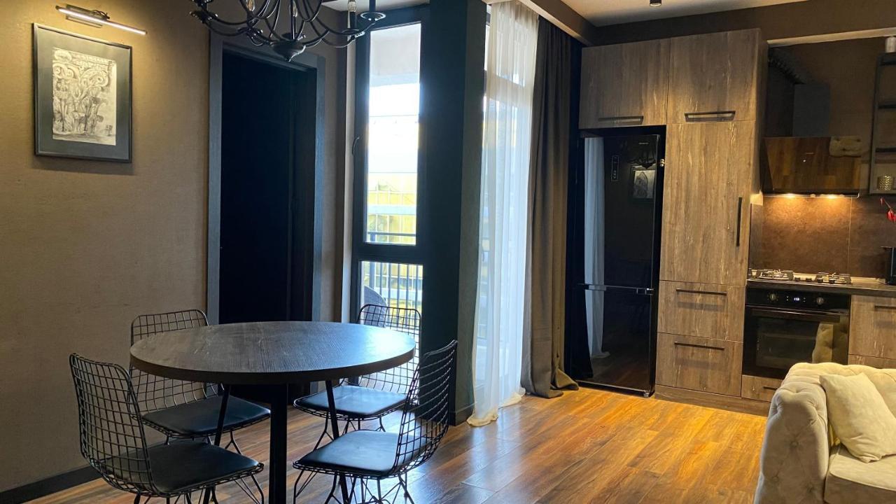 New Apartment With Terrace Tiflis Exterior foto